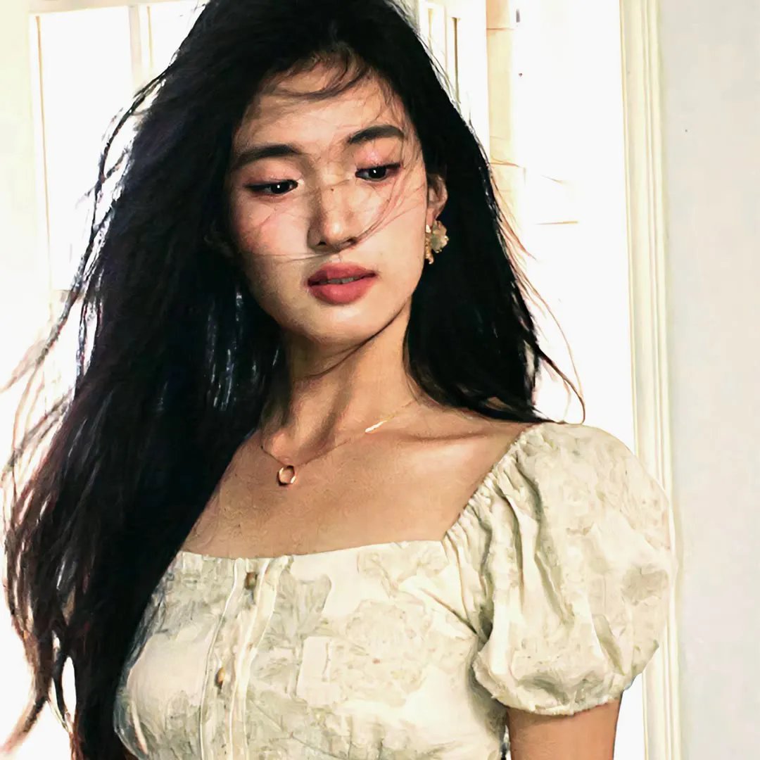 龙城谜案